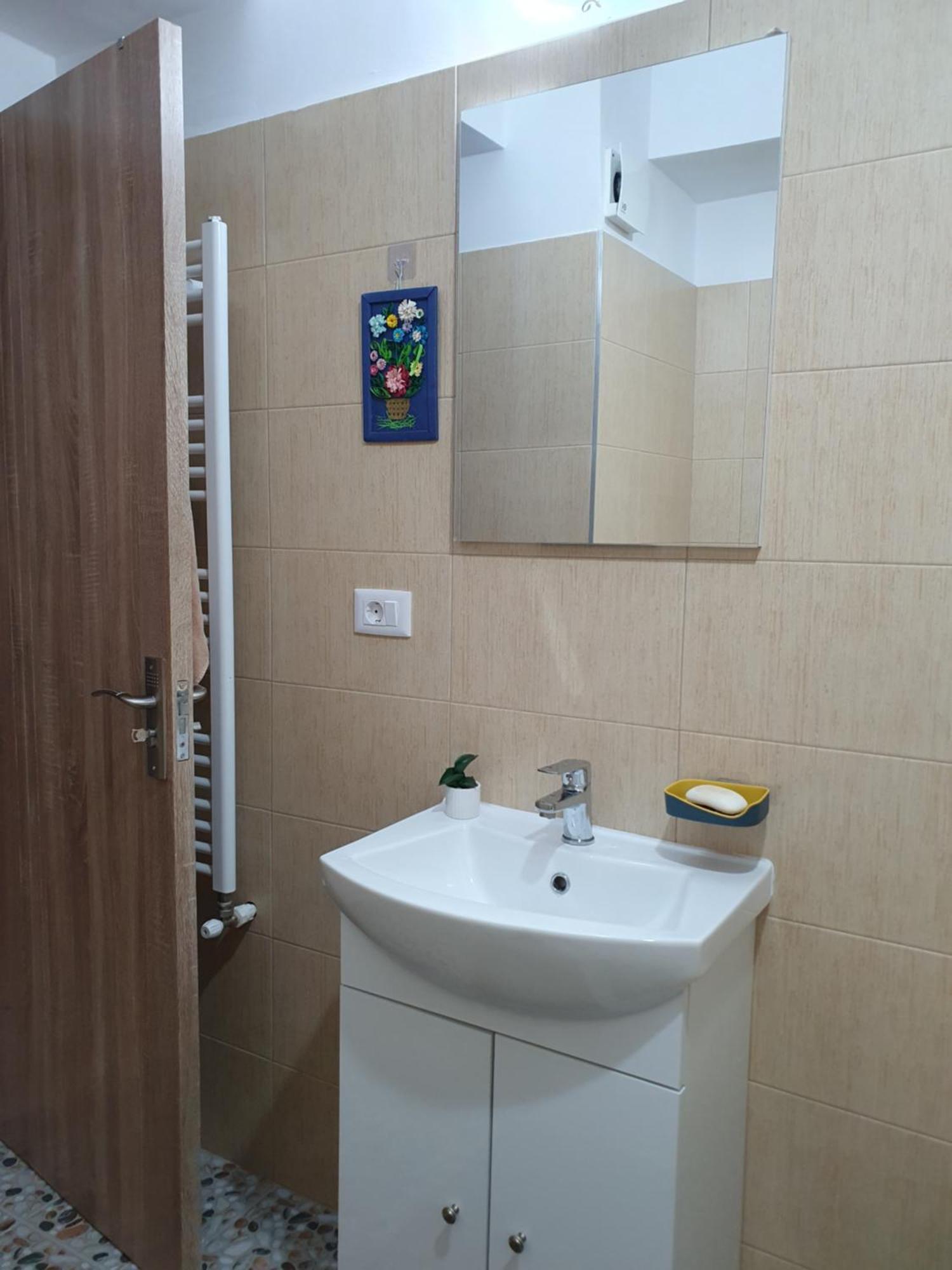 Apartament Castelul Bran Ramnicu Valcea Exterior photo