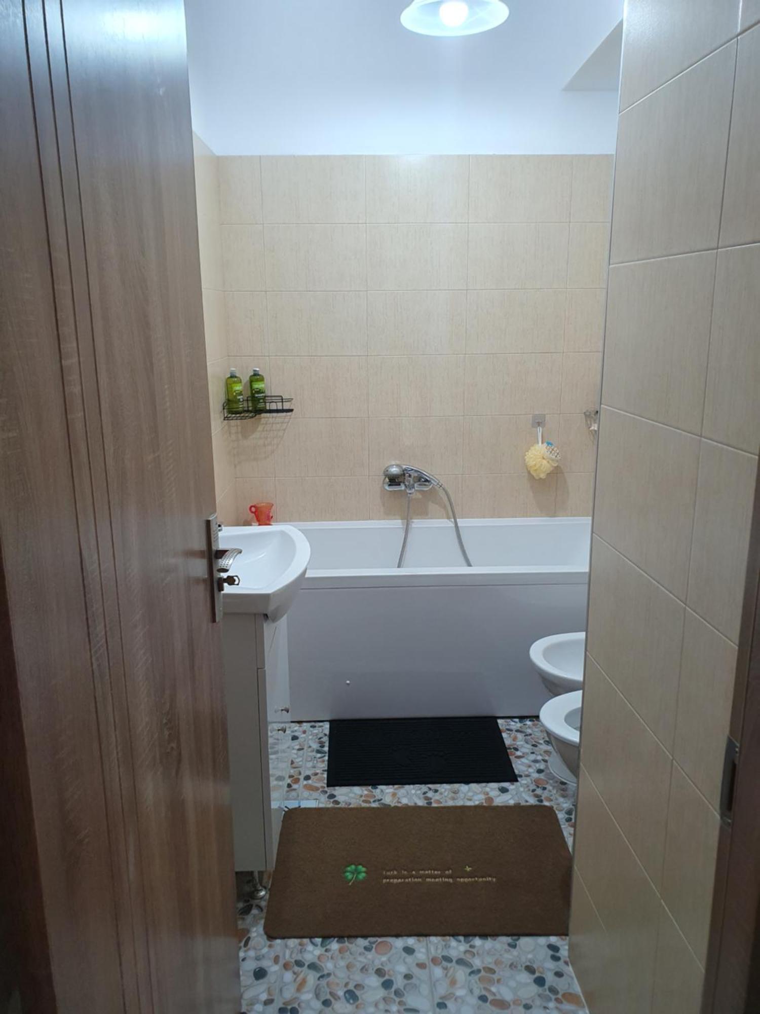 Apartament Castelul Bran Ramnicu Valcea Exterior photo