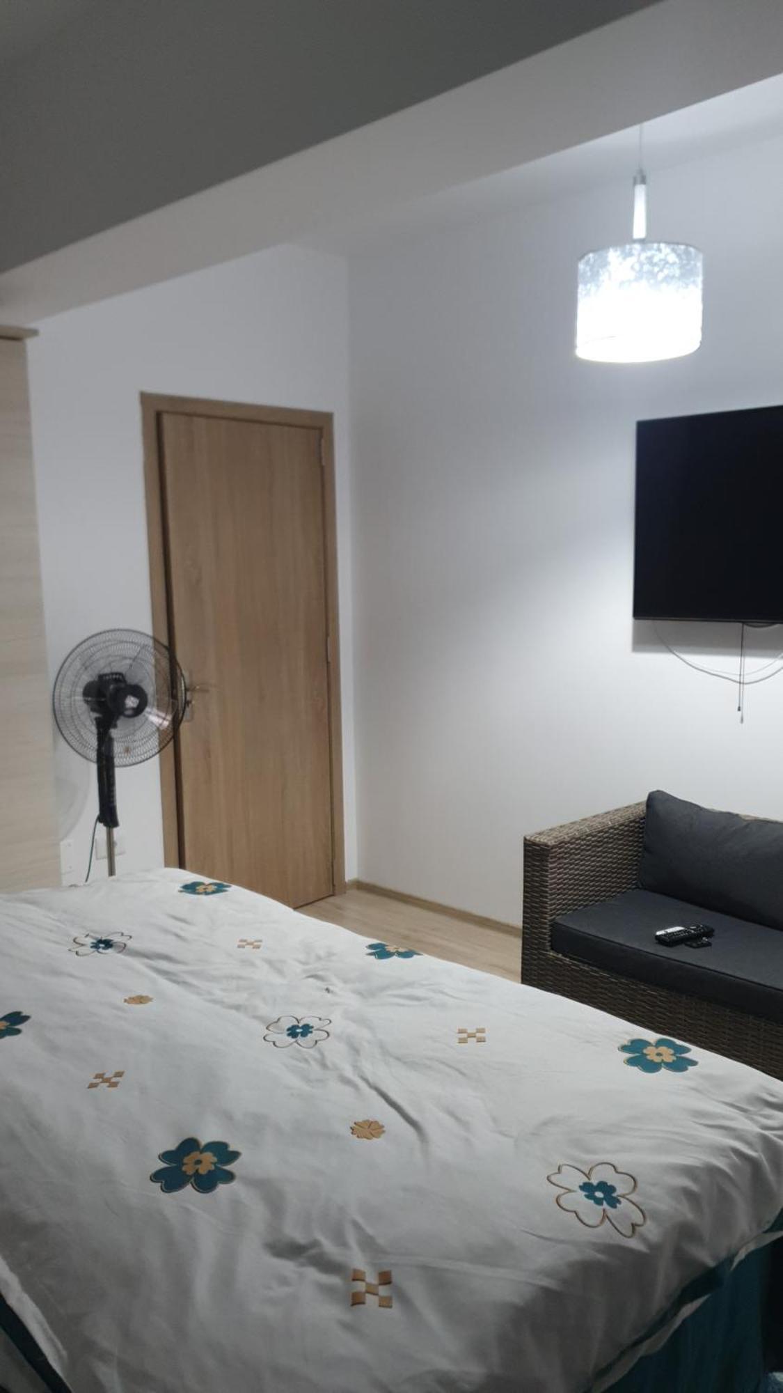 Apartament Castelul Bran Ramnicu Valcea Exterior photo